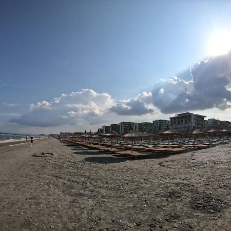 Apartmán Aloha Năvodari Exteriér fotografie